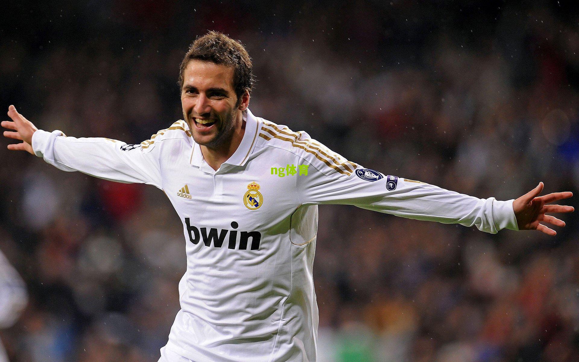 ng体育入口_英超焦点战前瞻，埃弗顿主场迎战状态回升的狼队，莫耶斯如何布防应对？